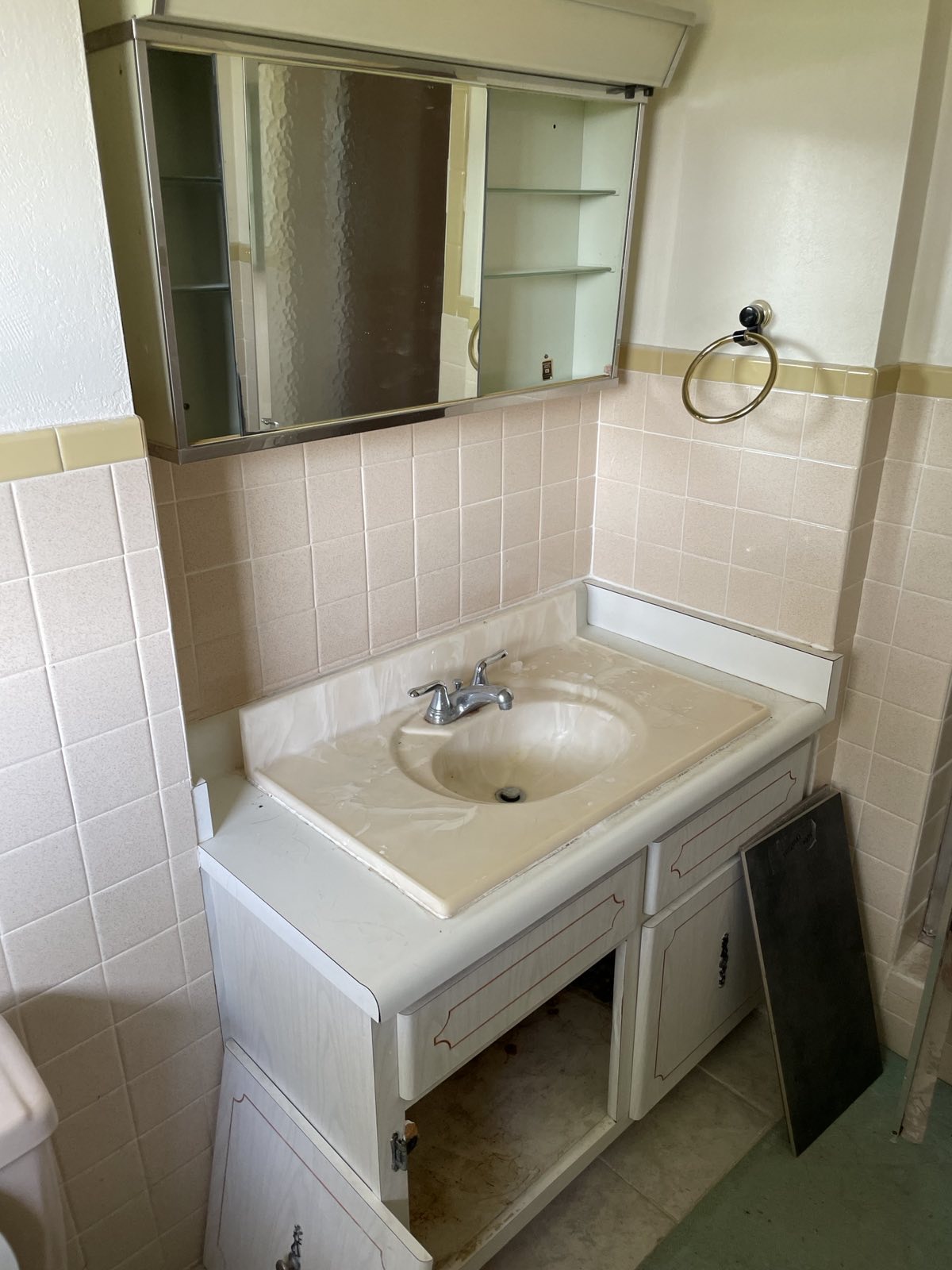 REMODELING T.V.M. LLC